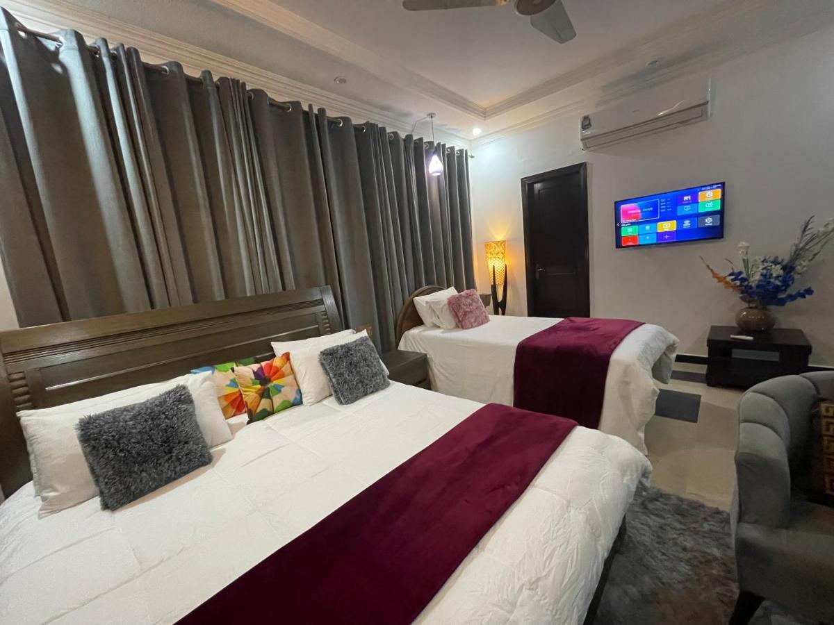 Shelton Mellton Lodges Rawalpindi Esterno foto