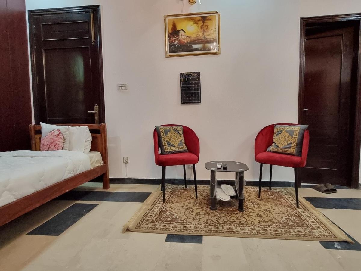 Shelton Mellton Lodges Rawalpindi Esterno foto
