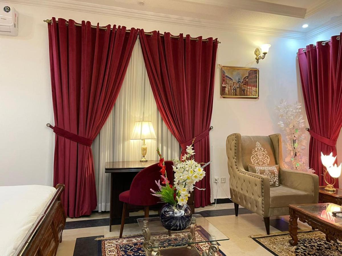 Shelton Mellton Lodges Rawalpindi Esterno foto