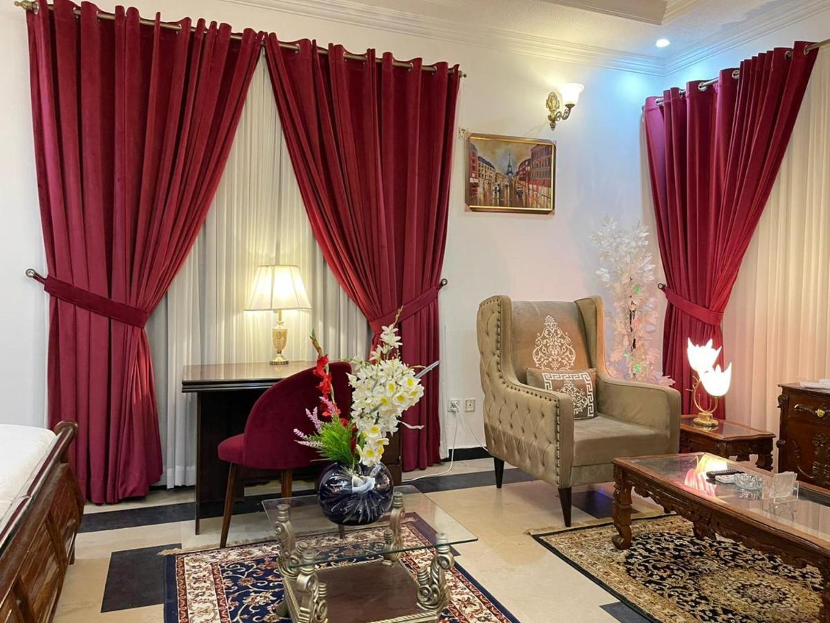 Shelton Mellton Lodges Rawalpindi Esterno foto
