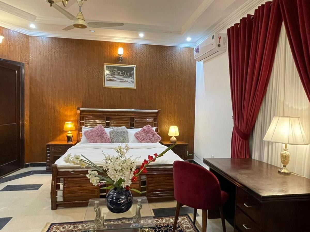 Shelton Mellton Lodges Rawalpindi Esterno foto
