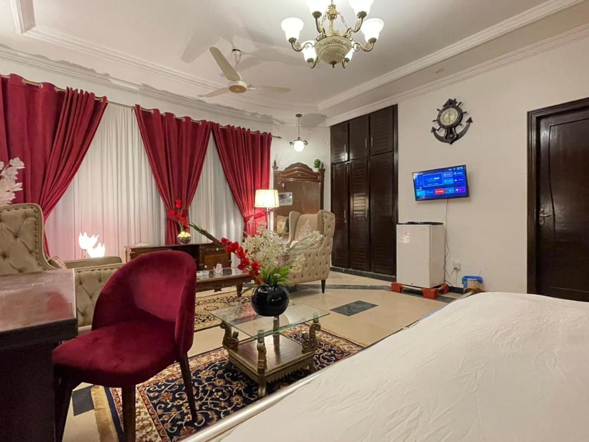 Shelton Mellton Lodges Rawalpindi Esterno foto