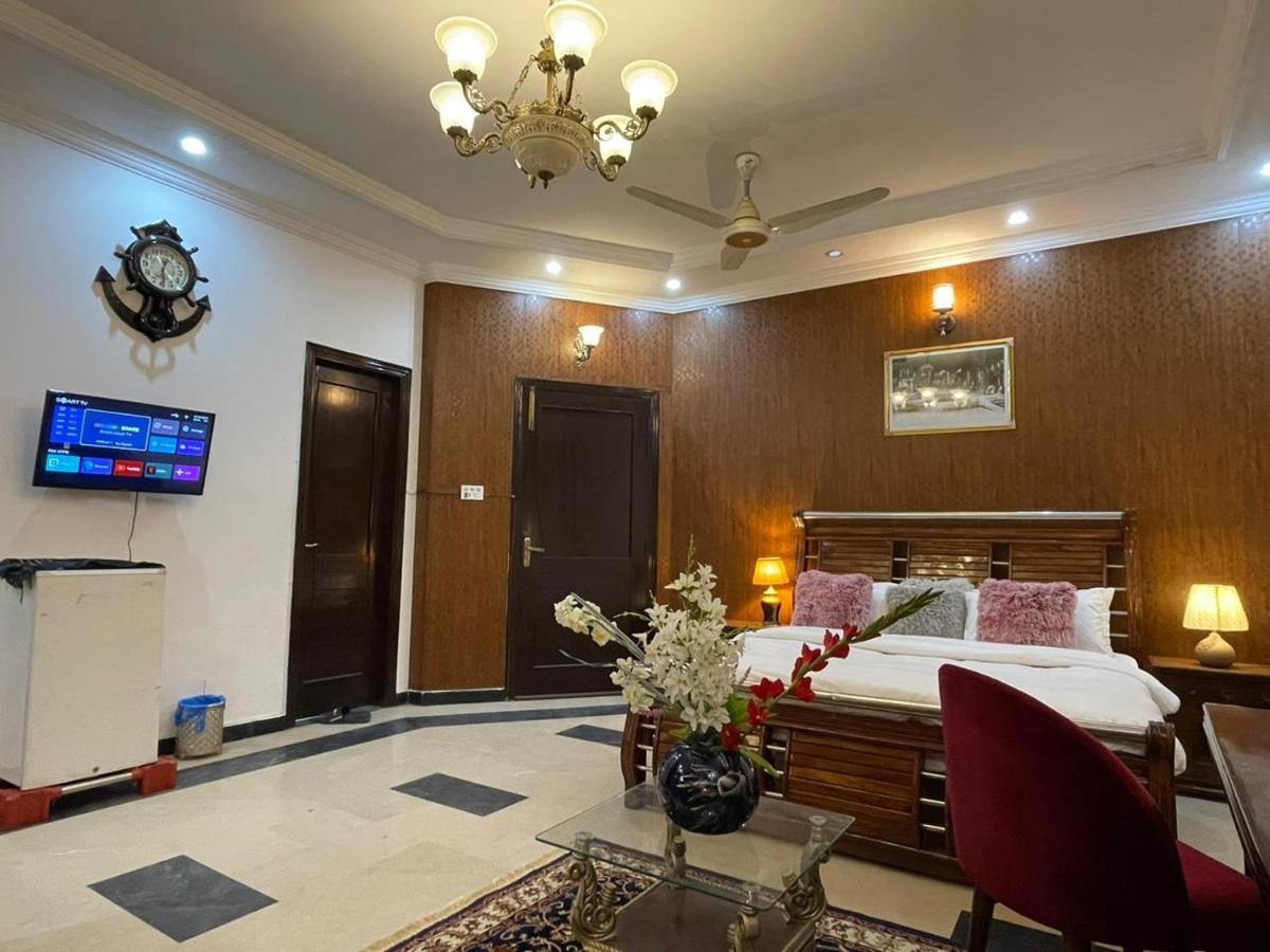 Shelton Mellton Lodges Rawalpindi Esterno foto